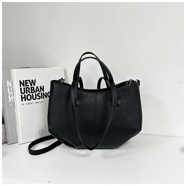 Large capacity outdoor casual handbag, new fashionable zipper shoulder bag, women's fashionable crossbody bag