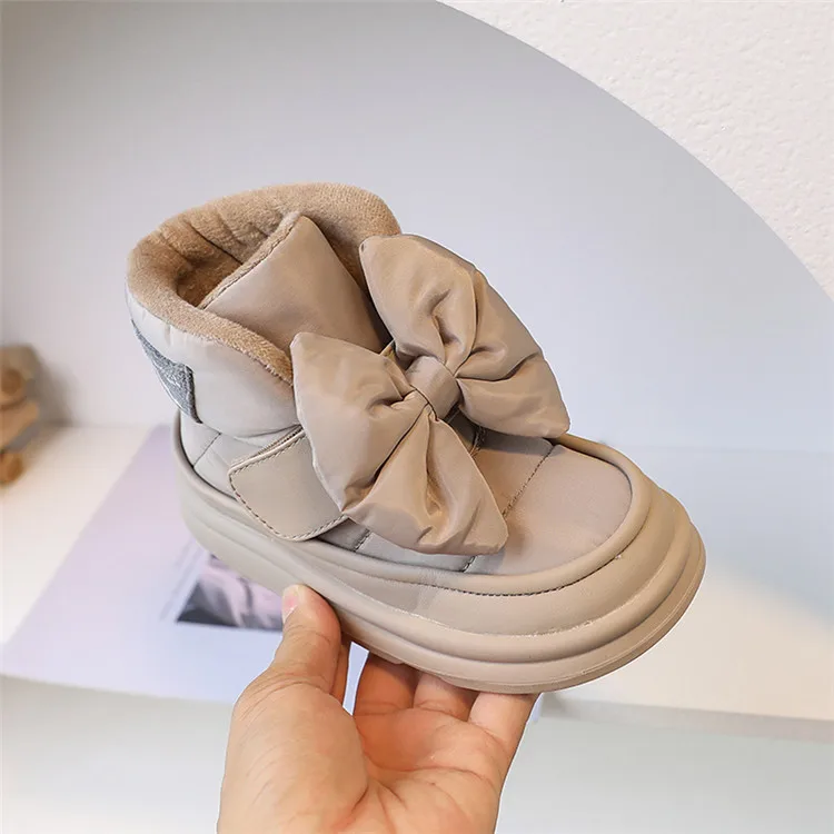 Children's Snow Boots 2024 New Winter Kids Shoes Butterfly-knot Waterproof Warm Plush Fashion Princess Girls Boots EU 22-37