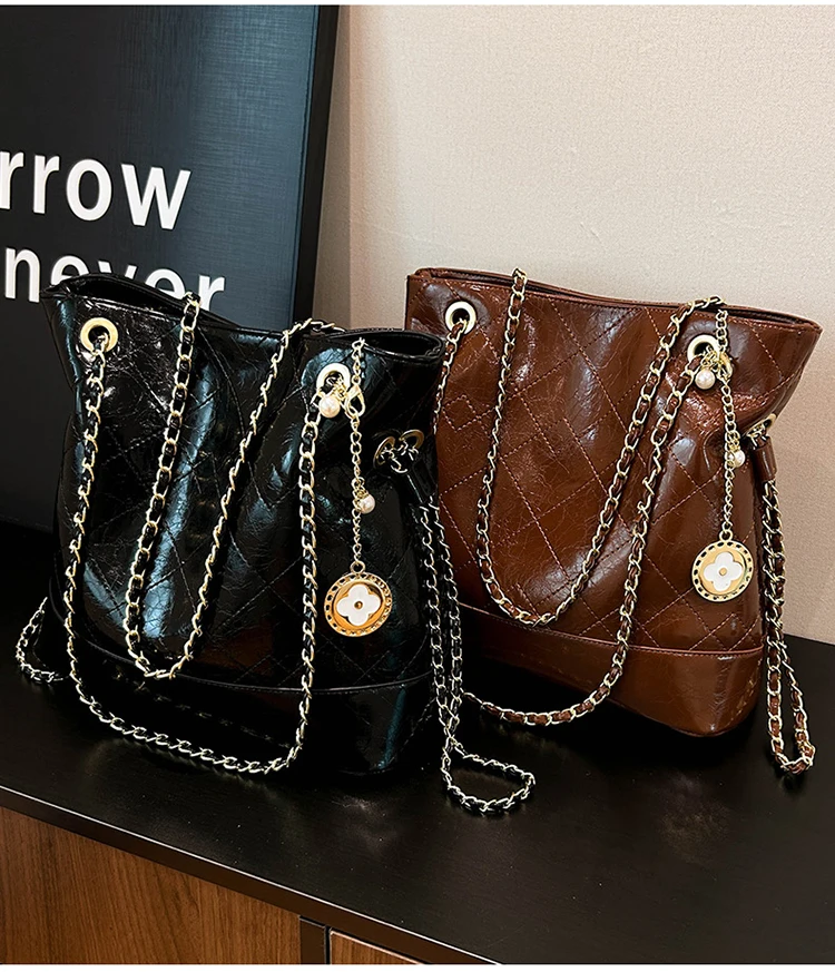 Best Superstar Show Luxury Handbag Women Stylish Crossbody Bag With Letter Logo Design Vintage Fashion Statement Mom' Bag