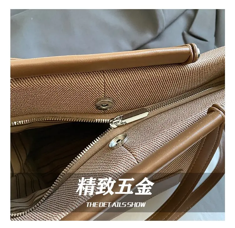 Wardrobe Staple Designer Diaper Bag For Women Luxury Leather Tote Elegant Crossbody Bag Stylish Essential