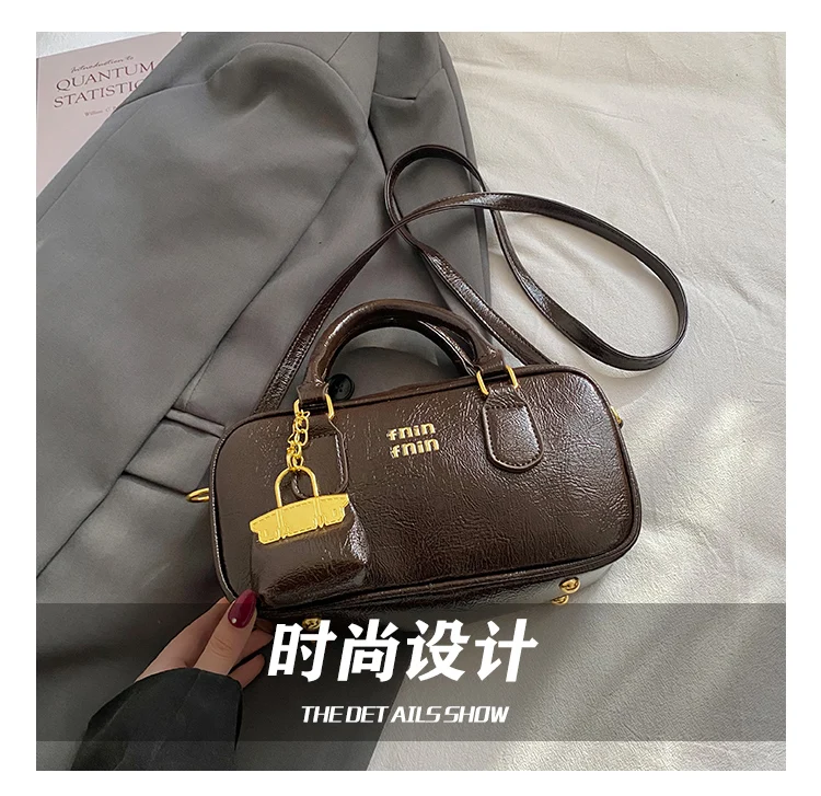 Trendy Classic Designer Diaper Bag Women's Large Capacity Leather Tote Luxury Minimalist Elegant Vintage Fashionable Shoulder