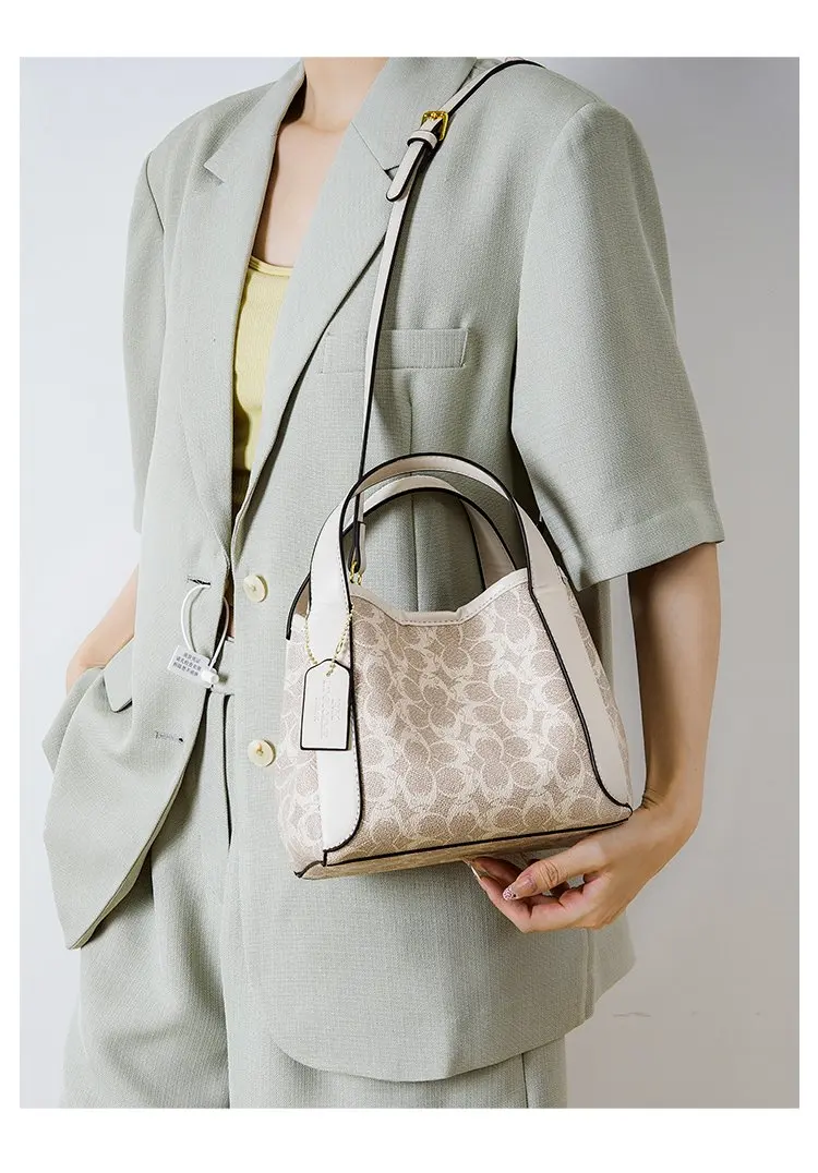 Stylish Solid Color Designer Diaper Bag Women Luxury Leather Tote Large Capacity Elegant Crossbody Handbag For Simple Chic