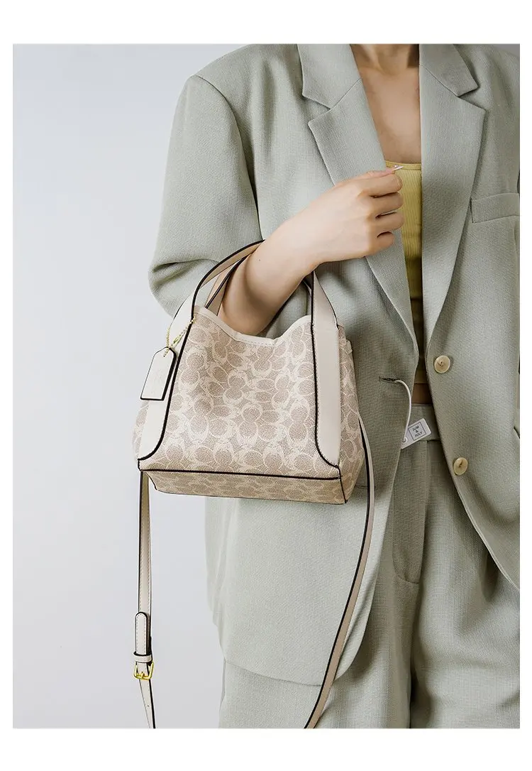Stylish Solid Color Designer Diaper Bag Women Luxury Leather Tote Large Capacity Elegant Crossbody Handbag For Simple Chic