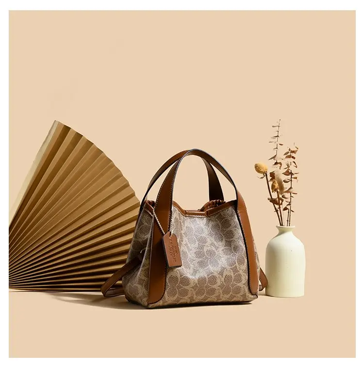 Stylish Solid Color Designer Diaper Bag Women Luxury Leather Tote Large Capacity Elegant Crossbody Handbag For Simple Chic