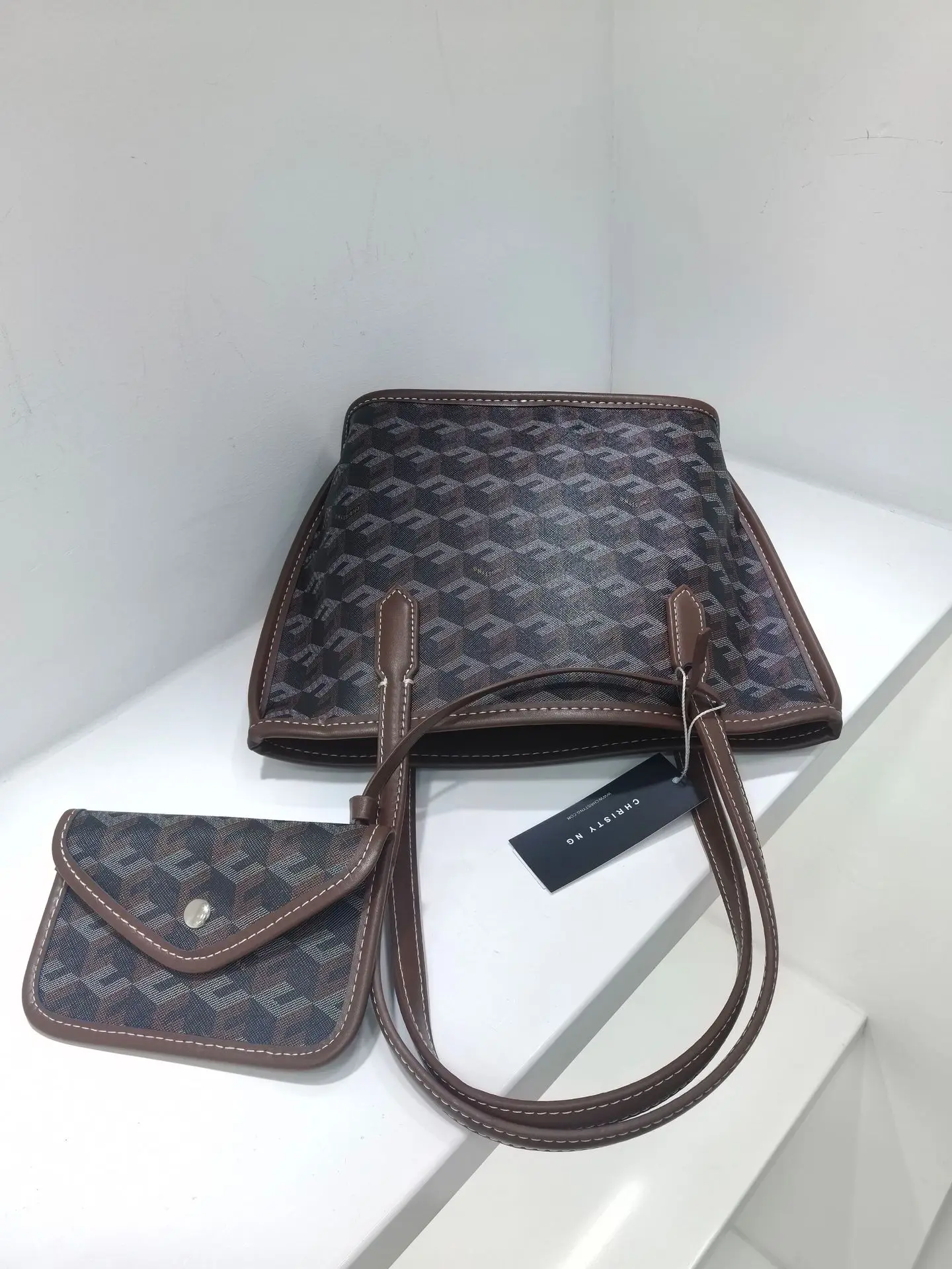 Vintage Leather Diaper Bag Unique Leisure Crossbody Elegant Solid Color Tote for Ladies Stylish Commuter Shoulder Bag