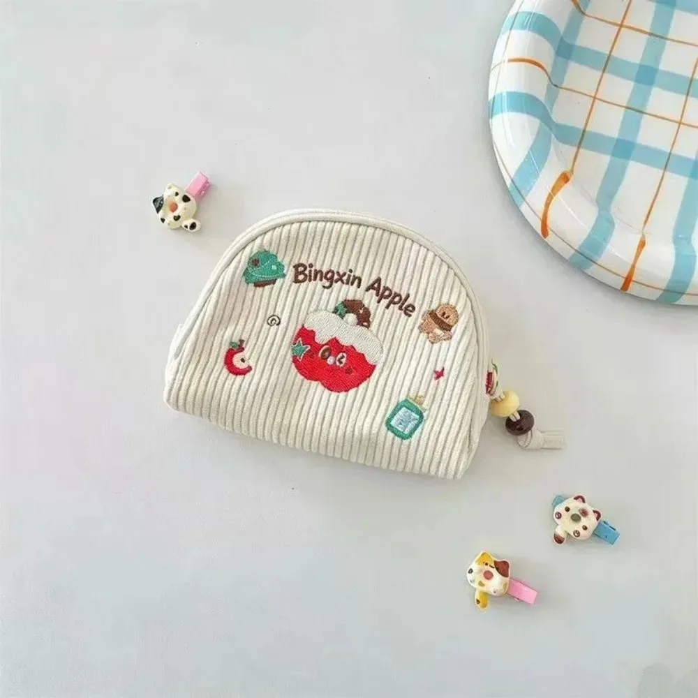 26 new classic crossbody bags, niche handbags, solid color simple mommy small square bags, commuting shoulder bags, makeup bags