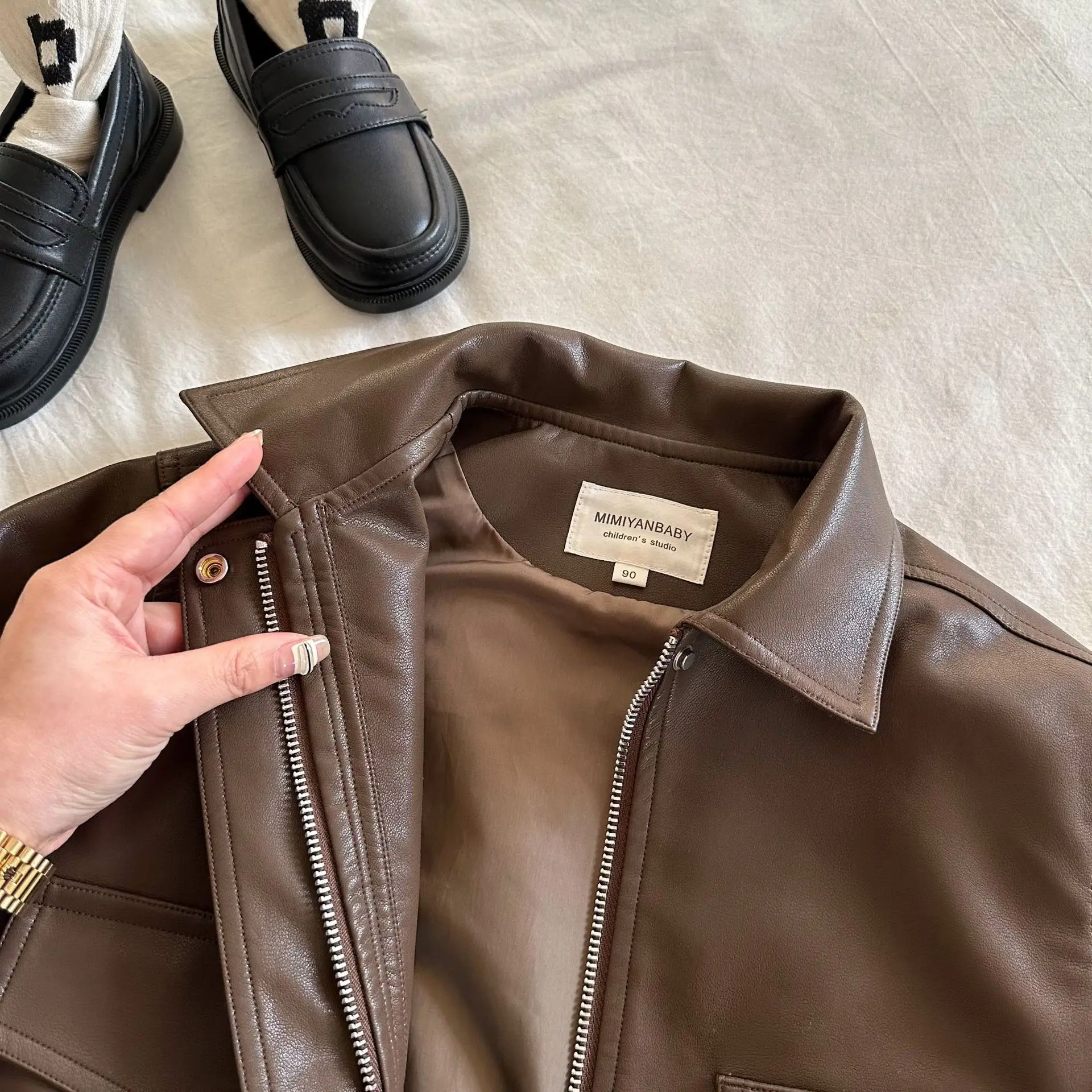 Childrens Jacket 2026 Autumn New Solid Color Collar Leather Jacket for Boys and Girls Baby Short Coat Trendy
