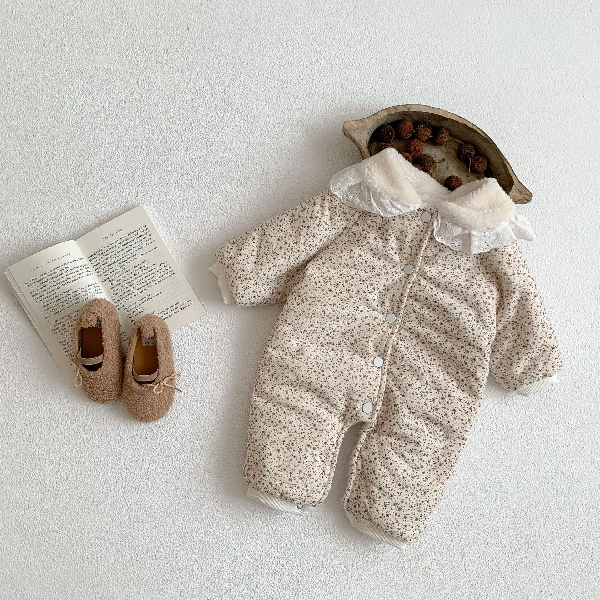 2026 Winter Plush Thicken Baby Romper Toddler Girls Boys Jumpsuit One-Pieces Bodysuits Baby Padded Thickened Crawling Suit