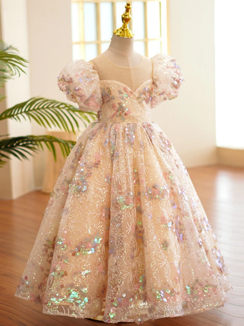 Sequined Puff Sleeve Flower Girls Dresses For Wedding Customized Cute O-neck Princess Gown Birthday Party Piano Performance