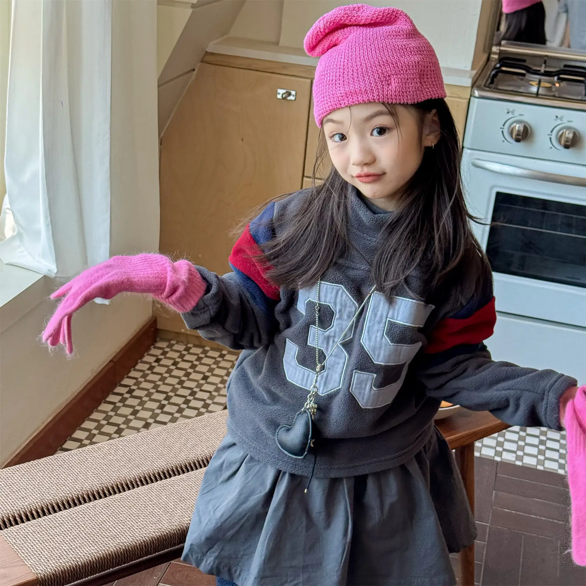 2025 Winter New Children Fleece Sweatshirt Baby Fashion Letter Tops Boys Girls Warm Pullover Baby Long Sleeve Casual Sweatshirt
