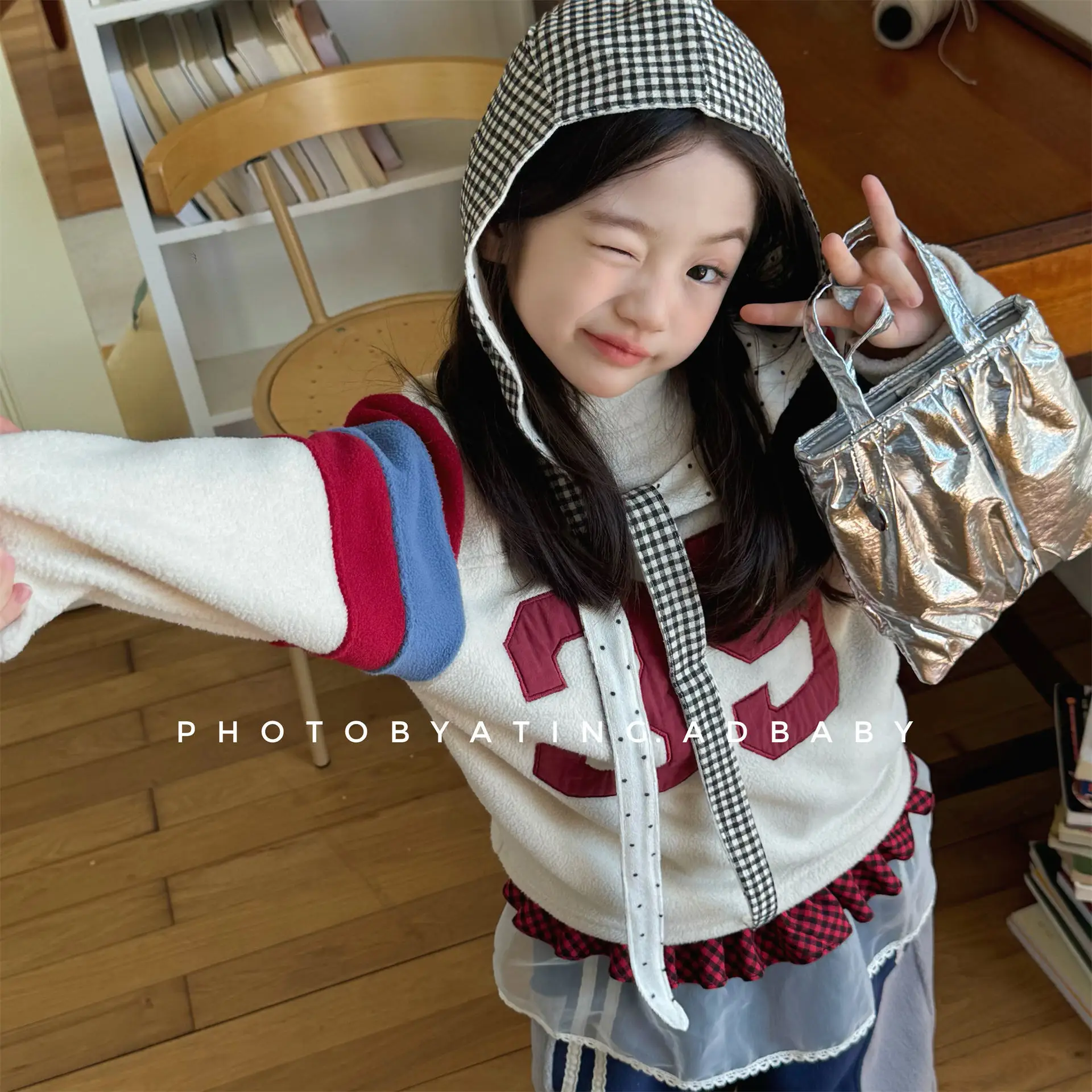 2025 Winter New Children Fleece Sweatshirt Baby Fashion Letter Tops Boys Girls Warm Pullover Baby Long Sleeve Casual Sweatshirt