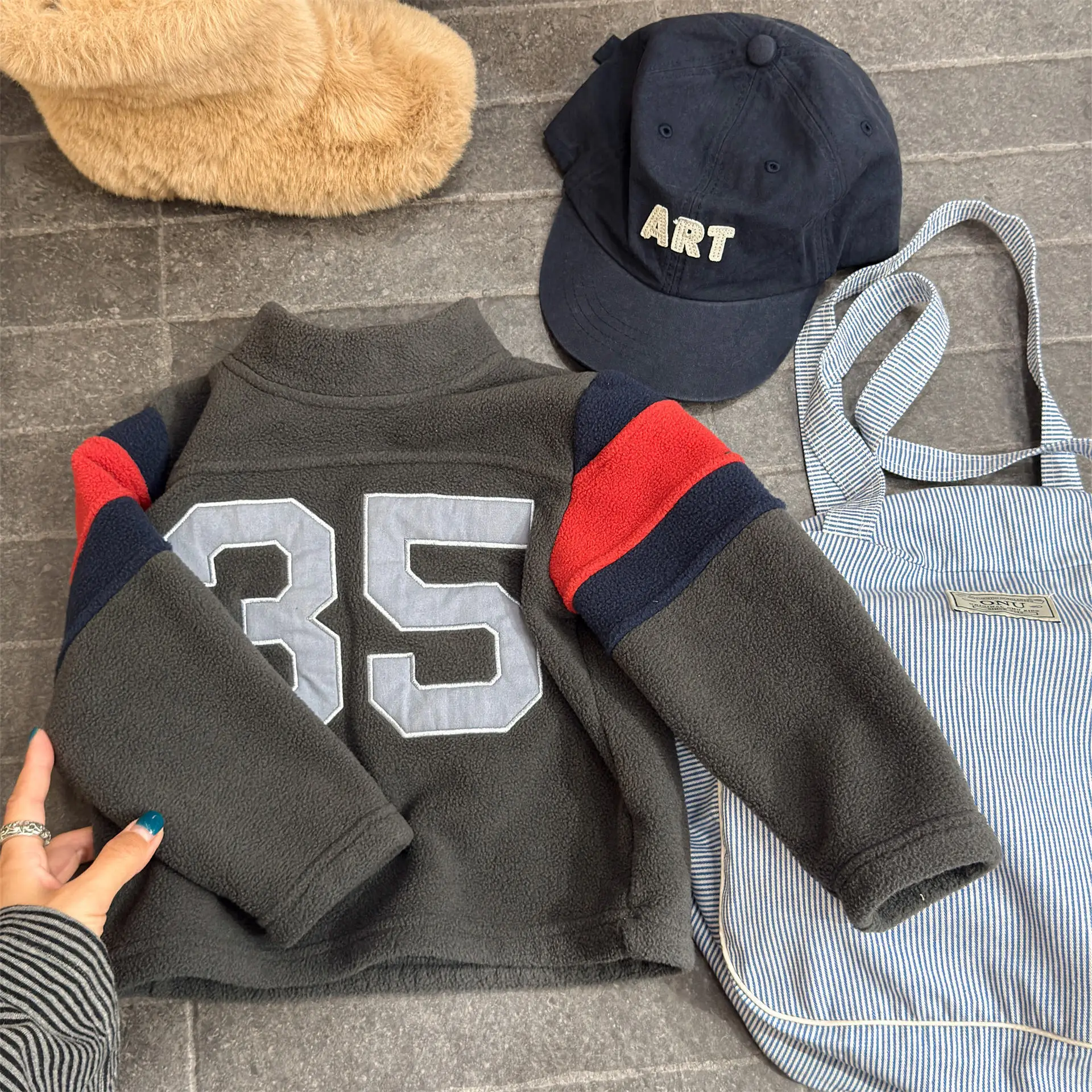 2025 Winter New Children Fleece Sweatshirt Baby Fashion Letter Tops Boys Girls Warm Pullover Baby Long Sleeve Casual Sweatshirt
