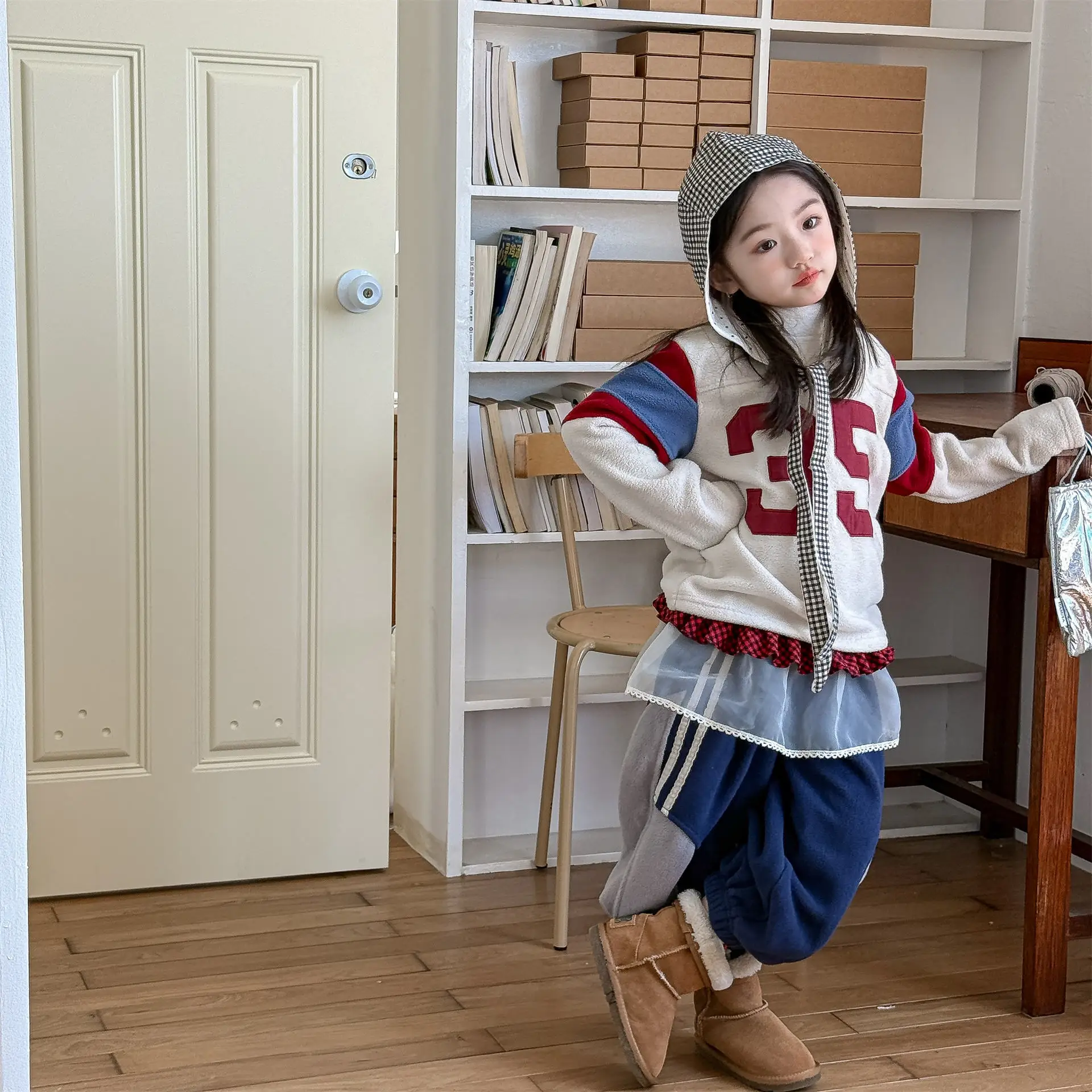 2025 Winter New Children Fleece Sweatshirt Baby Fashion Letter Tops Boys Girls Warm Pullover Baby Long Sleeve Casual Sweatshirt