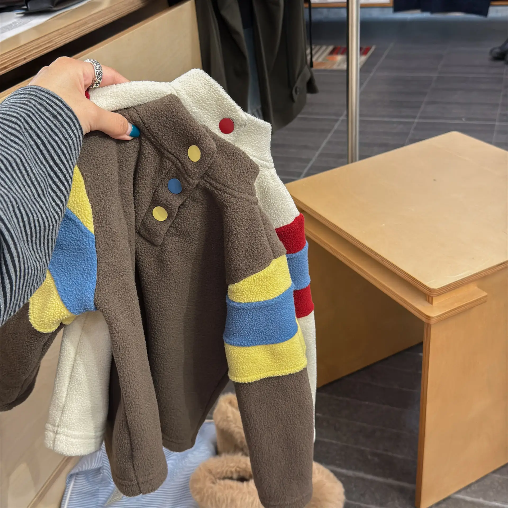 2025 Winter New Children Fleece Sweatshirt Baby Fashion Letter Tops Boys Girls Warm Pullover Baby Long Sleeve Casual Sweatshirt