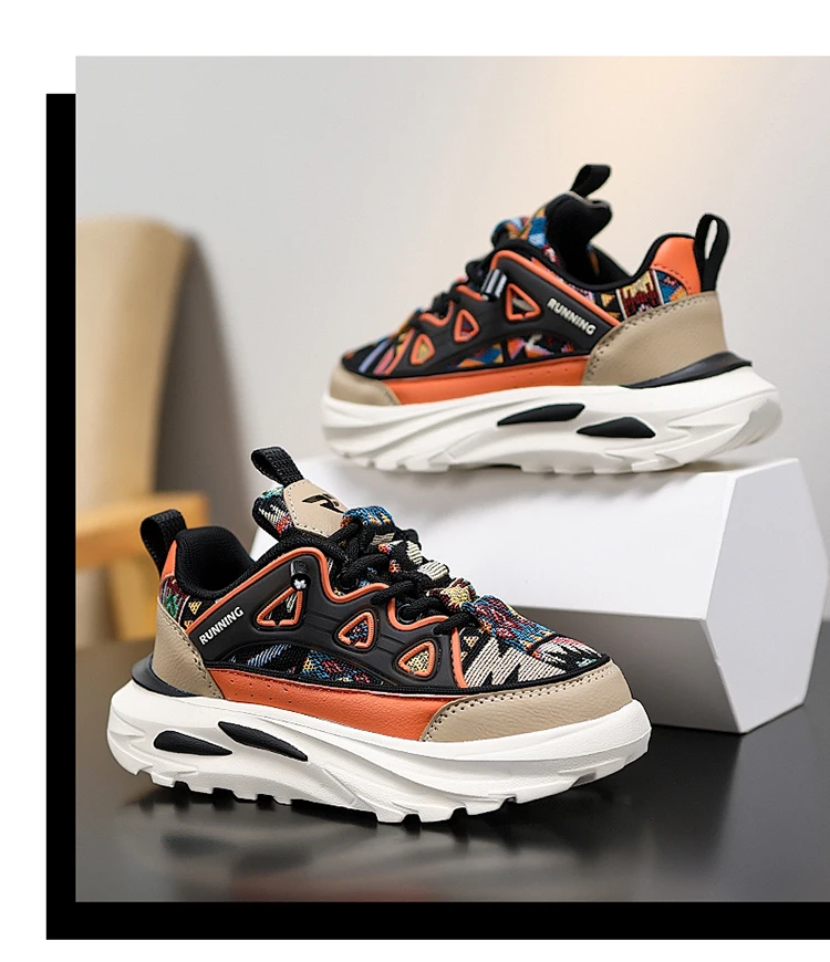 A pair of children's four-season mesh breathable sports shoes, thick sole wear-resistant dad shoes, sizes 30-39，LY-L9803