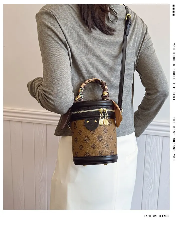 Trendy Design Simple Unique Leisure Diaper Bags For Ladies Luxury Brand Elegant Crossbody Leather Commuter Bag