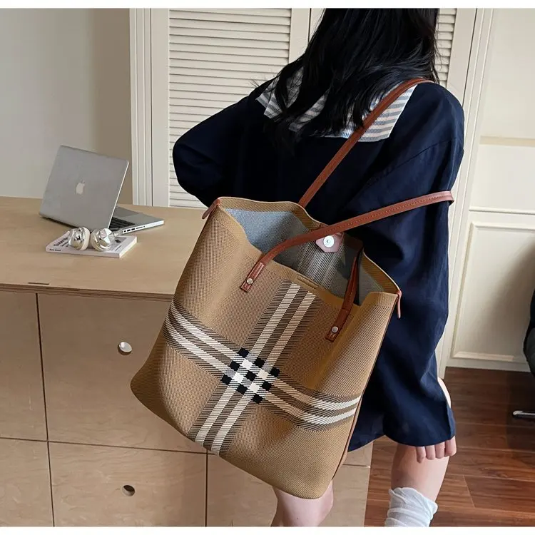 Elegant Leather Classic Designer Paris Fashion Large Capacity Diaper Bag For Women Best Superstar Show Chic Crossbody