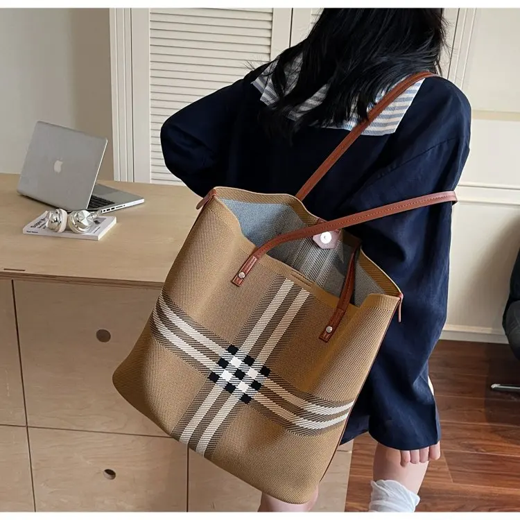 Elegant Leather Classic Designer Paris Fashion Large Capacity Diaper Bag For Women Best Superstar Show Chic Crossbody