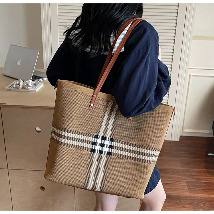 Elegant Leather Classic Designer Paris Fashion Large Capacity Diaper Bag For Women Best Superstar Show Chic Crossbody