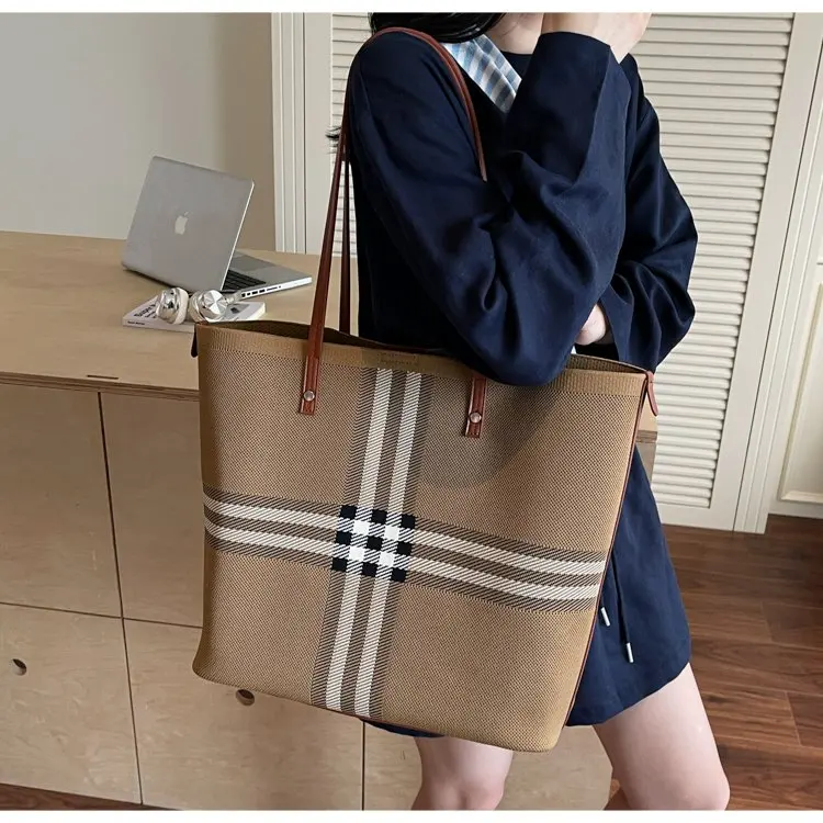 Elegant Leather Classic Designer Paris Fashion Large Capacity Diaper Bag For Women Best Superstar Show Chic Crossbody