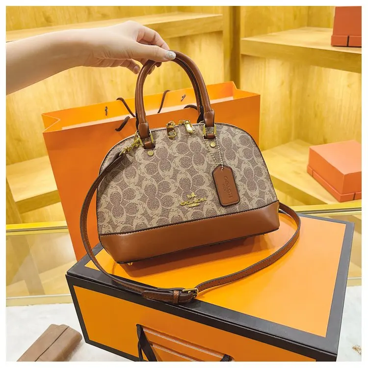 Paris fashion designer women's shoulder bag elegant women's chain strap crossbody bag luxurious zipper small square bag