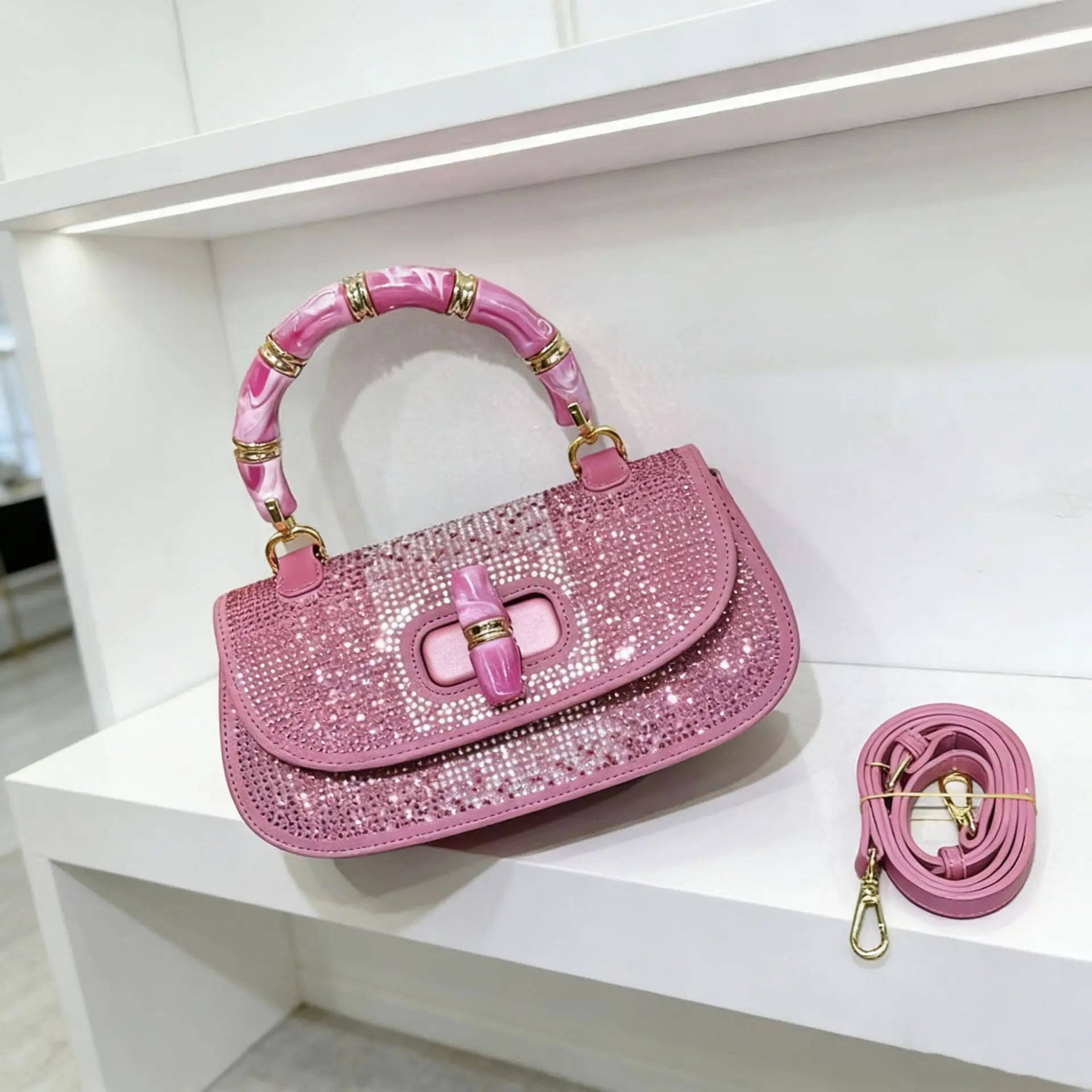 Elegant Leather Classic Designer Paris Fashion Large Capacity Women's Handbag Luxury Brand Practical And Stylish Diaper Bags