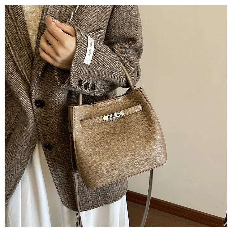 Trendy Textured Leather Diaper Bag Ladies Solid Color Satchel Square For Shopping Party Casual Minimalist High End Style