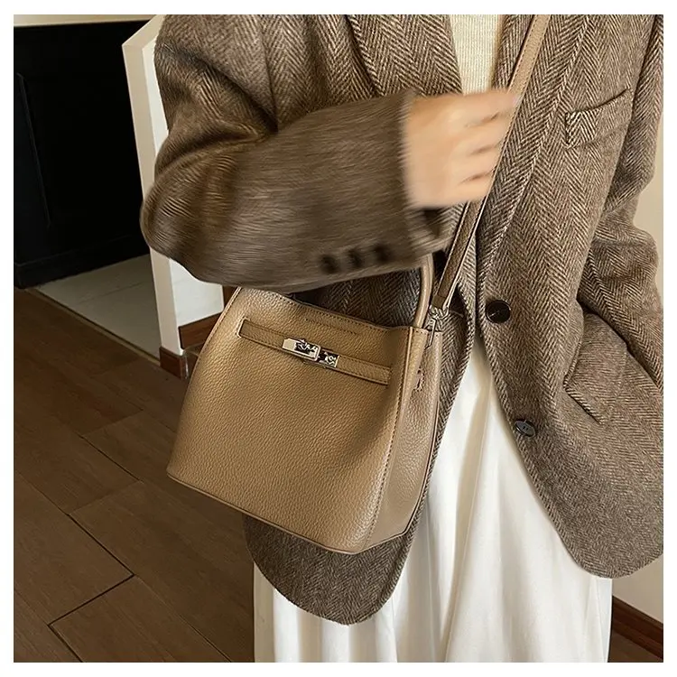Trendy Textured Leather Diaper Bag Ladies Solid Color Satchel Square For Shopping Party Casual Minimalist High End Style
