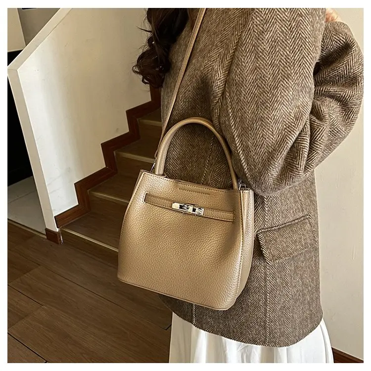 Trendy Textured Leather Diaper Bag Ladies Solid Color Satchel Square For Shopping Party Casual Minimalist High End Style