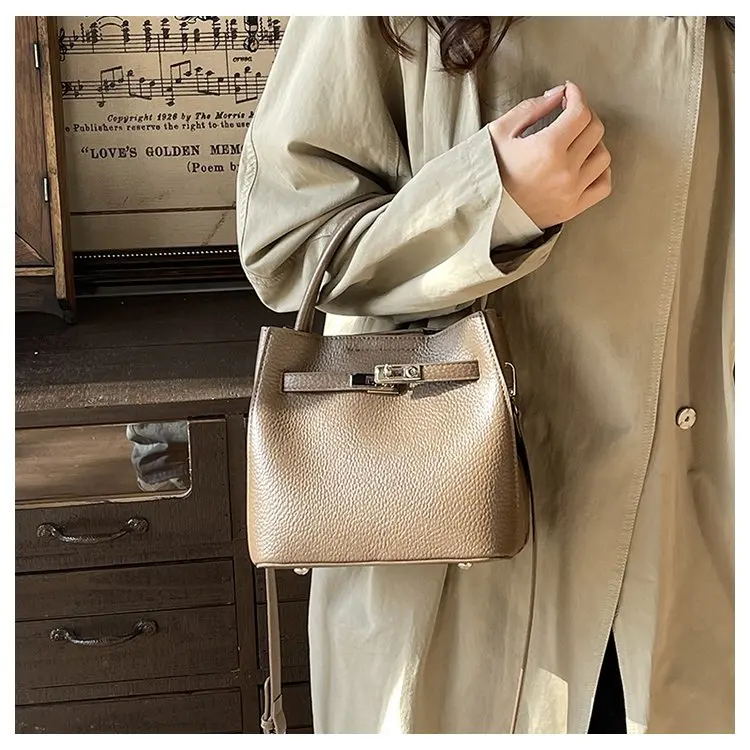 Trendy Textured Leather Diaper Bag Ladies Solid Color Satchel Square For Shopping Party Casual Minimalist High End Style