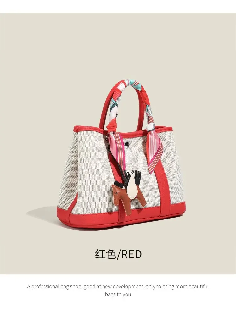Classic Elegant Diaper Bag: Luxury Crossbody Messenger Bag For Women With Vintage Designer Style And Large Tote Capacity
