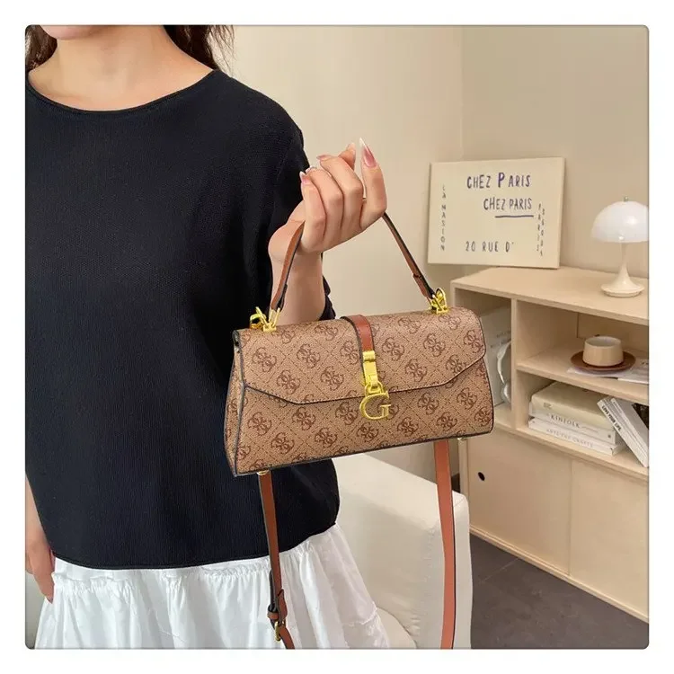 High-End Minimalist Diaper Bag: Elegant Crossbody Handbag For Women With Designer Logo And Large Capacity Vintage Tote