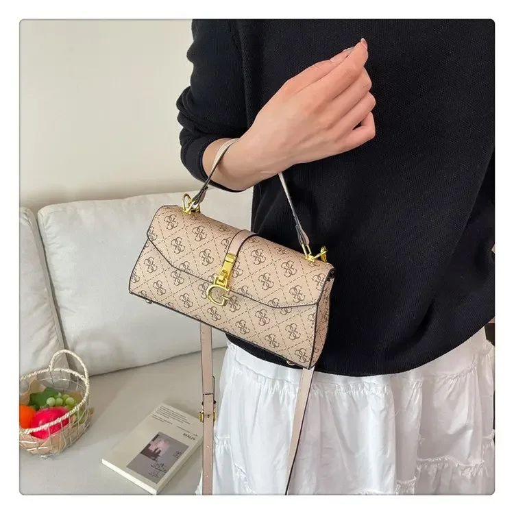 High-End Minimalist Diaper Bag: Elegant Crossbody Handbag For Women With Designer Logo And Large Capacity Vintage Tote
