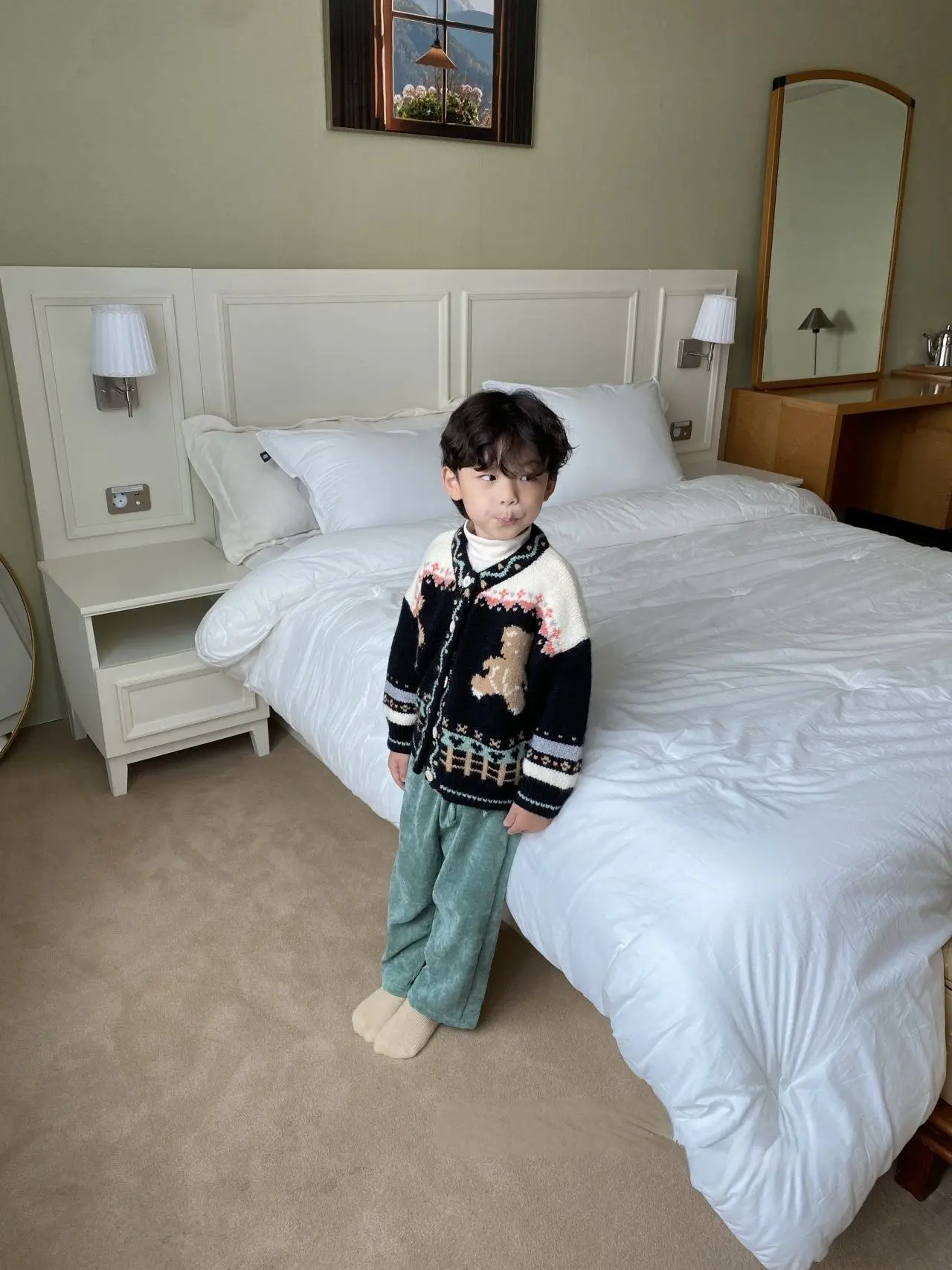 2025 Autumn New Baby Long Sleeve Knit Coat Infant Girl Cute Bear Print Knit Cardigan Kids Boys Casual Jacket Toddler Clothes