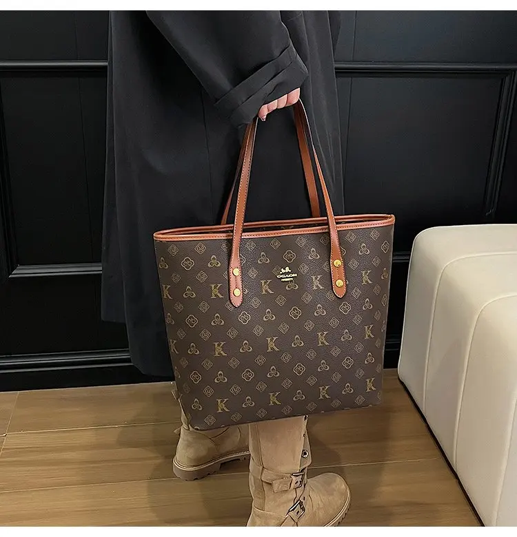 Fashionable Textured Retro Diaper Bag For Women Trendy Crossbody Handbag Luxury Designer Leather Elegant Shoulder Tote Large