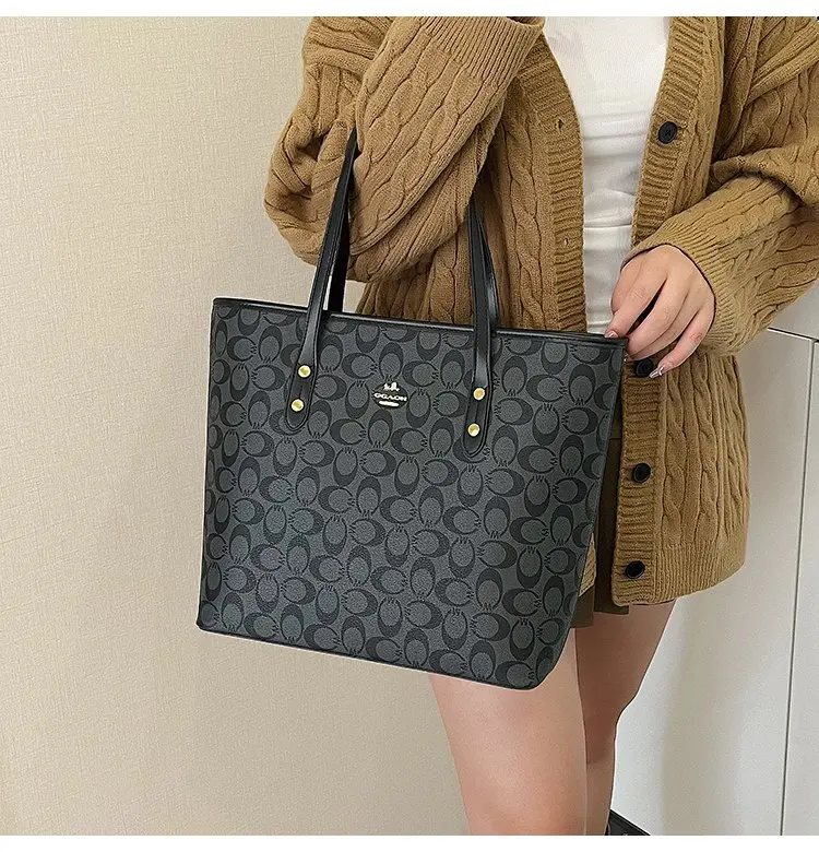 Fashionable Textured Retro Diaper Bag For Women Trendy Crossbody Handbag Luxury Designer Leather Elegant Shoulder Tote Large