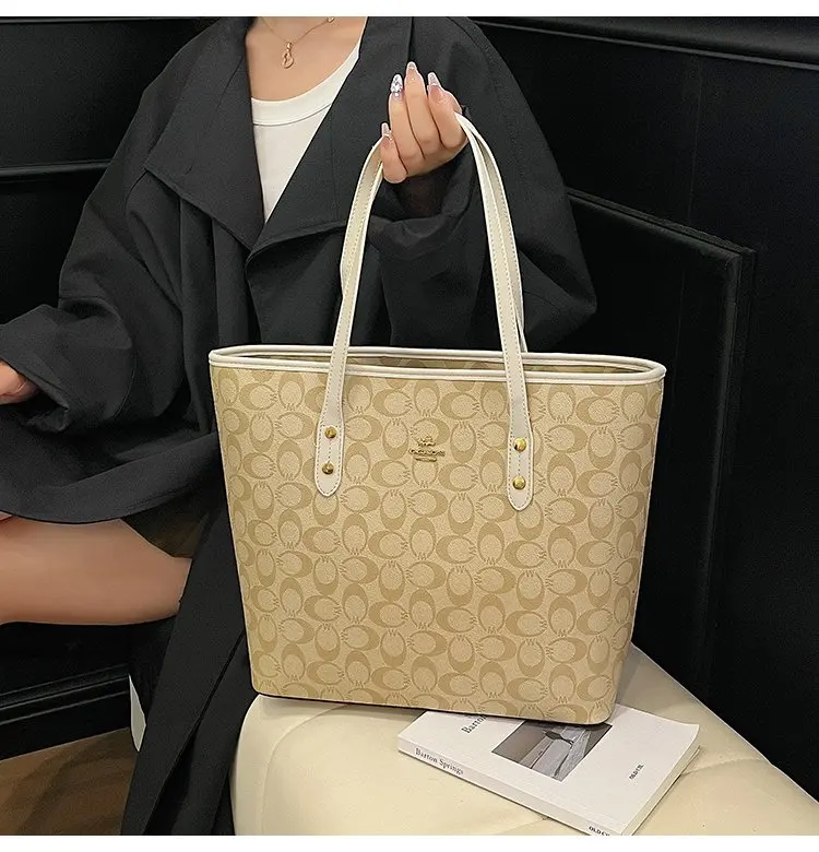 Fashionable Textured Retro Diaper Bag For Women Trendy Crossbody Handbag Luxury Designer Leather Elegant Shoulder Tote Large