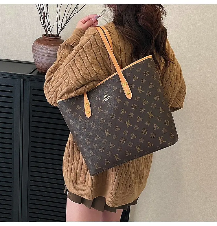 Fashionable Textured Retro Diaper Bag For Women Trendy Crossbody Handbag Luxury Designer Leather Elegant Shoulder Tote Large