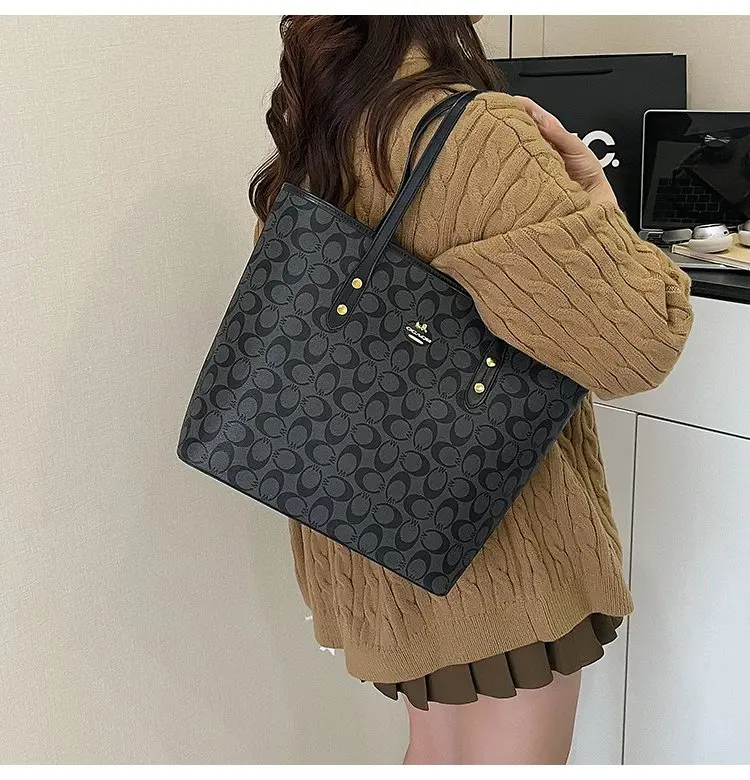 Fashionable Textured Retro Diaper Bag For Women Trendy Crossbody Handbag Luxury Designer Leather Elegant Shoulder Tote Large