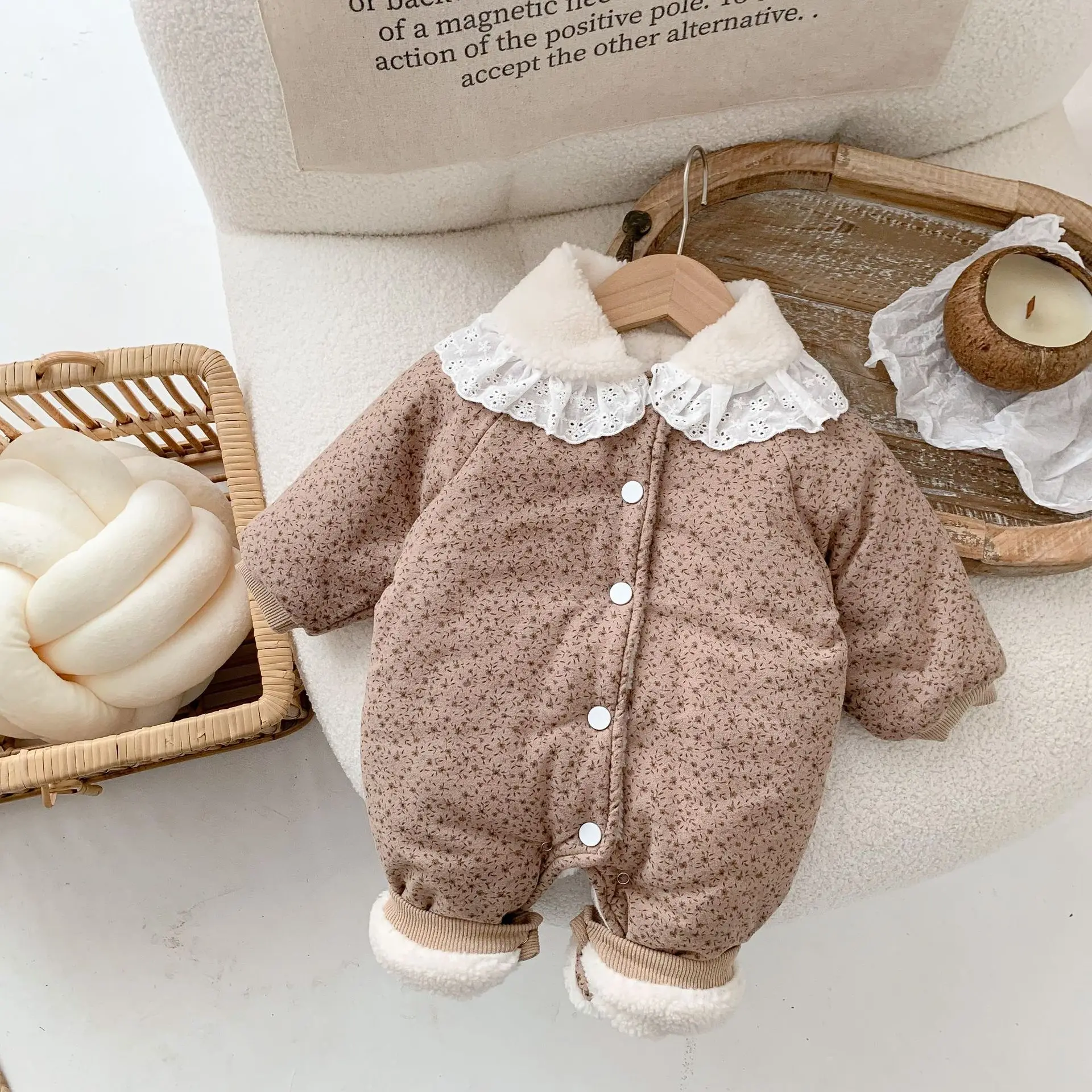 2026 Winter Plush Thicken Baby Romper Toddler Girls Boys Jumpsuit One-Pieces Bodysuits Baby Padded Thickened Crawling Suit