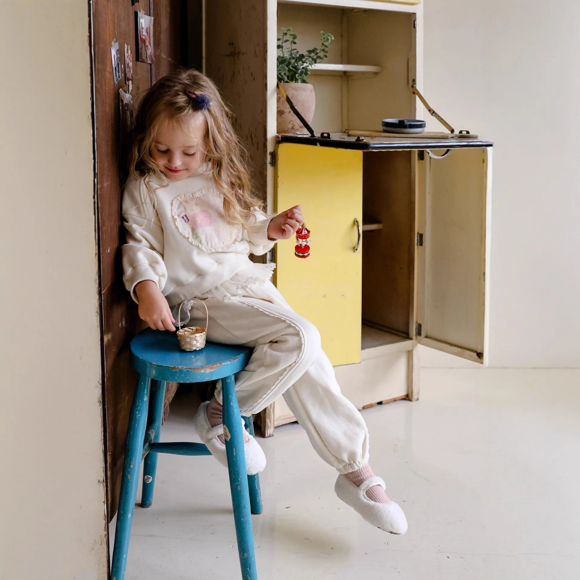 Korean Version New Children's Clothing 2026 Spring Autumn Winter Girl Princess Hoodie Casual Pants Set