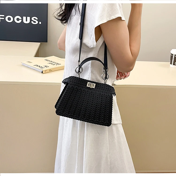 Stylish Elegant Diaper Bags For Women Simple Vintage Leather Crossbody Bag Minimalist Designer Luxury Commuter