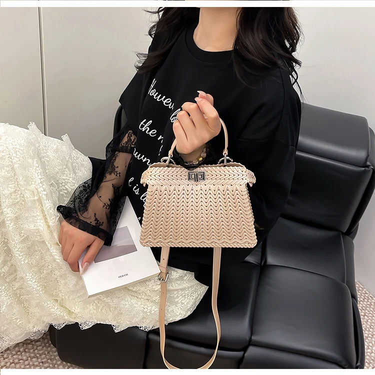 Stylish Elegant Diaper Bags For Women Simple Vintage Leather Crossbody Bag Minimalist Designer Luxury Commuter