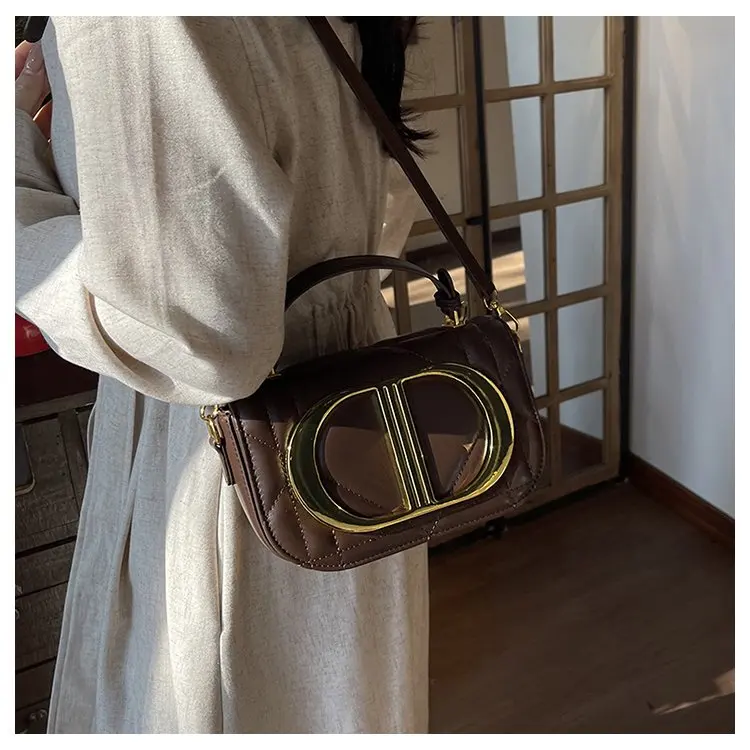 Luxury Chic Designer Diaper Bag For Women Large Capacity Tote Elegant Leather Crossbody Handbag For Fashionable And Practical