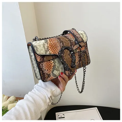 2025 New Vintage Intricate Embroidery Small Crossbody Bag for Women Luxury Craftsmanship Office To Outing Transition Timeless