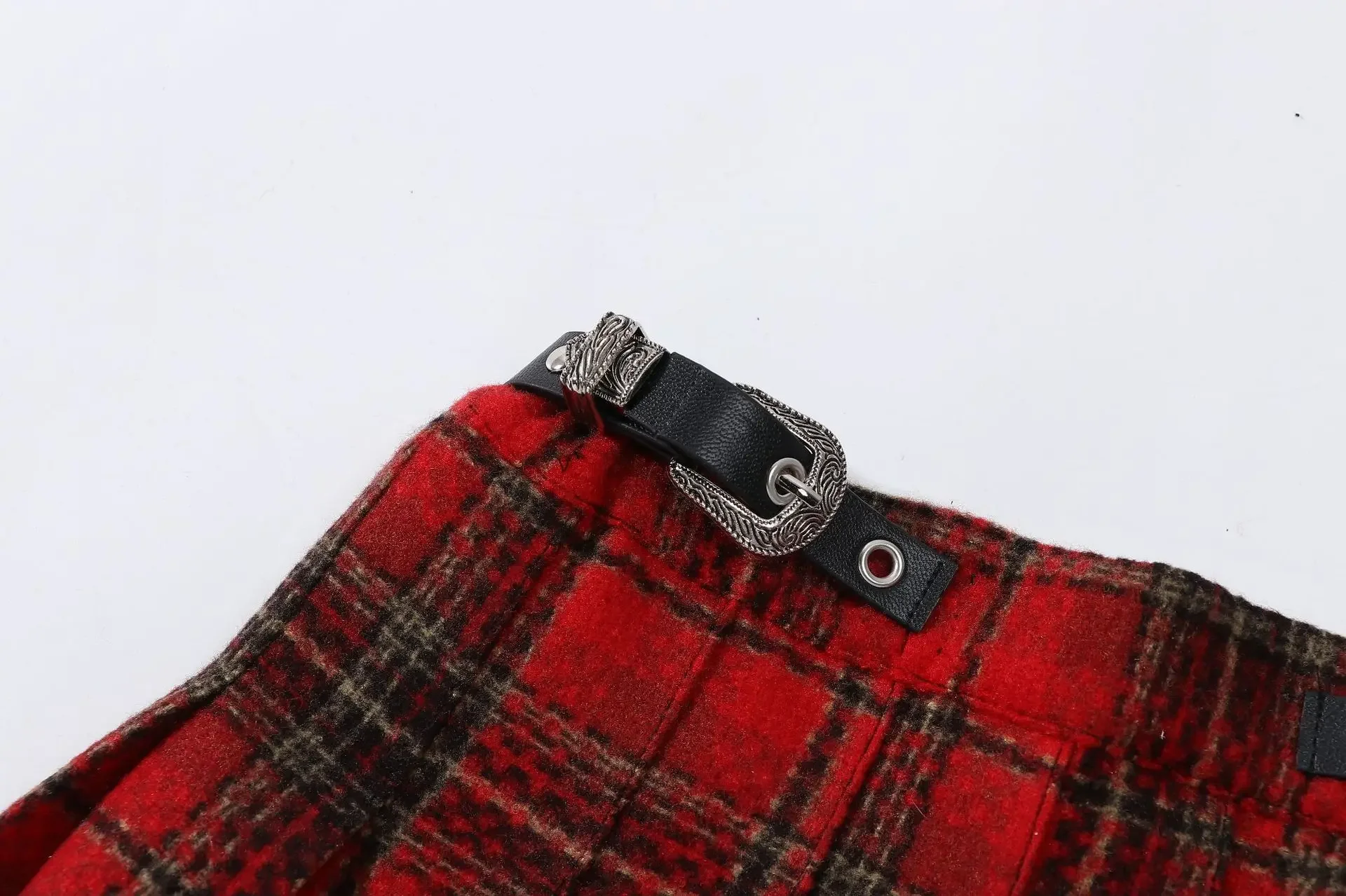 Girls Plaid Skirt 2026 New Fashion All-match Red Short Princess Skirt 8 10 12 13 Years Casual Teen School Children A-line Skirt