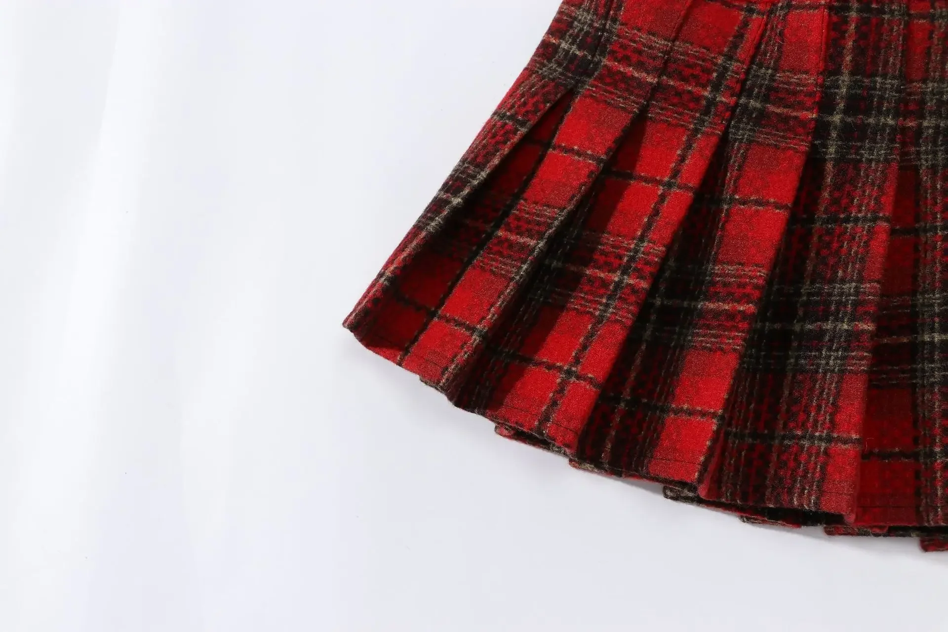 Girls Plaid Skirt 2026 New Fashion All-match Red Short Princess Skirt 8 10 12 13 Years Casual Teen School Children A-line Skirt