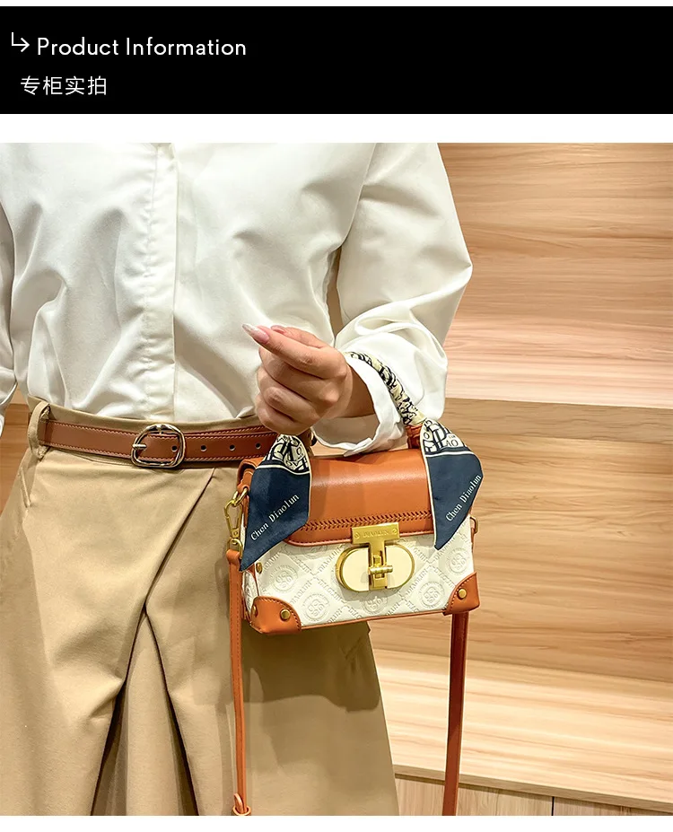 Elegant Simple Designer Tote Diaper Bag for Women Luxury Leather Large Capacity Stylish Crossbody Handbag for Minimalist Moms