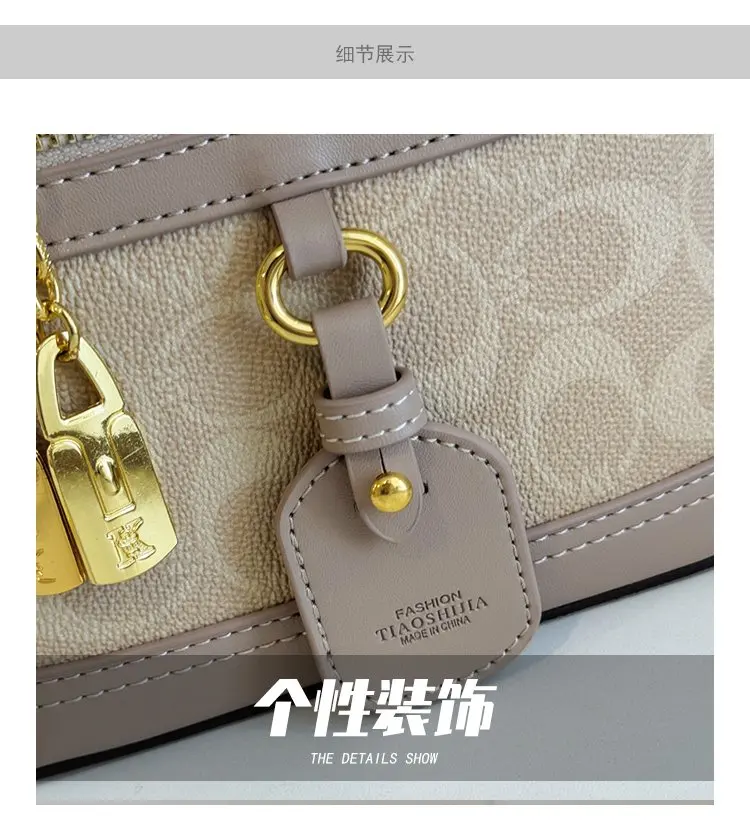 Modern trendy zipper crossbody bag with luxurious design chain strap shoulder bag, women's outdoor casual handbag