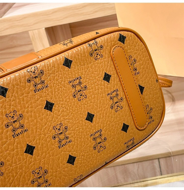 Classic Stylish Diaper Bag High End Elegant Vintage Satchels Women Leather Commuter Purse Unique Business Leisure